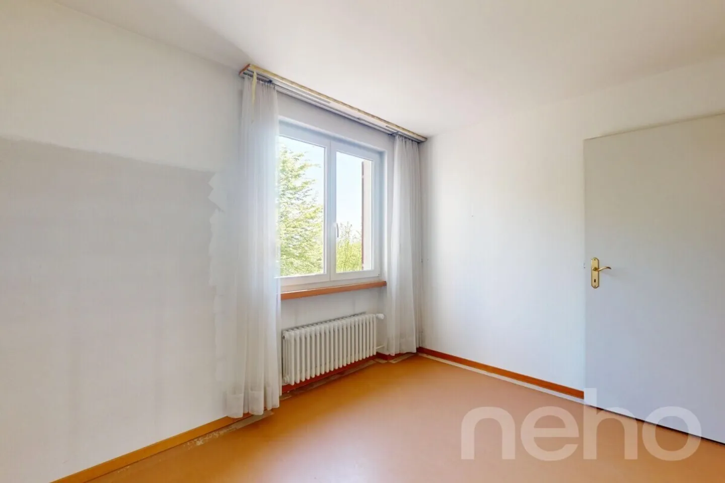 Casa bifamiliare di 6,5 stanze con bellissimo giardino e piscina - Foto 11 di 13