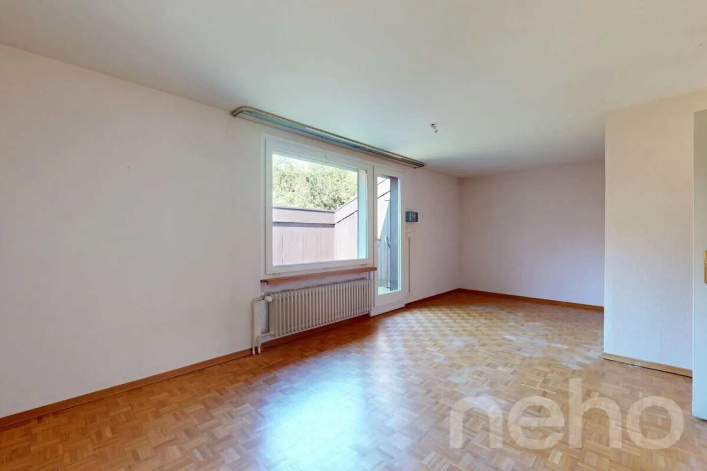 Casa bifamiliare di 6,5 stanze con bellissimo giardino e piscina - Foto 12 di 13