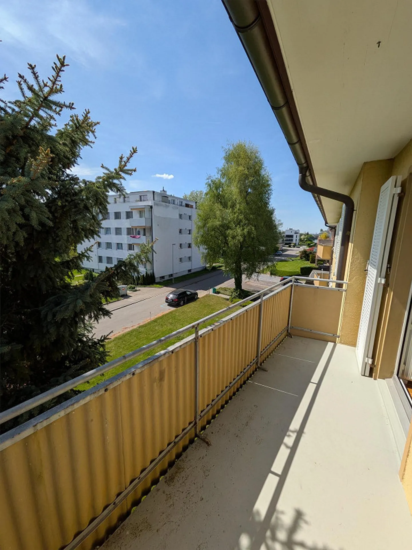 Grand appartement de 5.5 pièces dans un endroit calme - Photo 10 sur 13