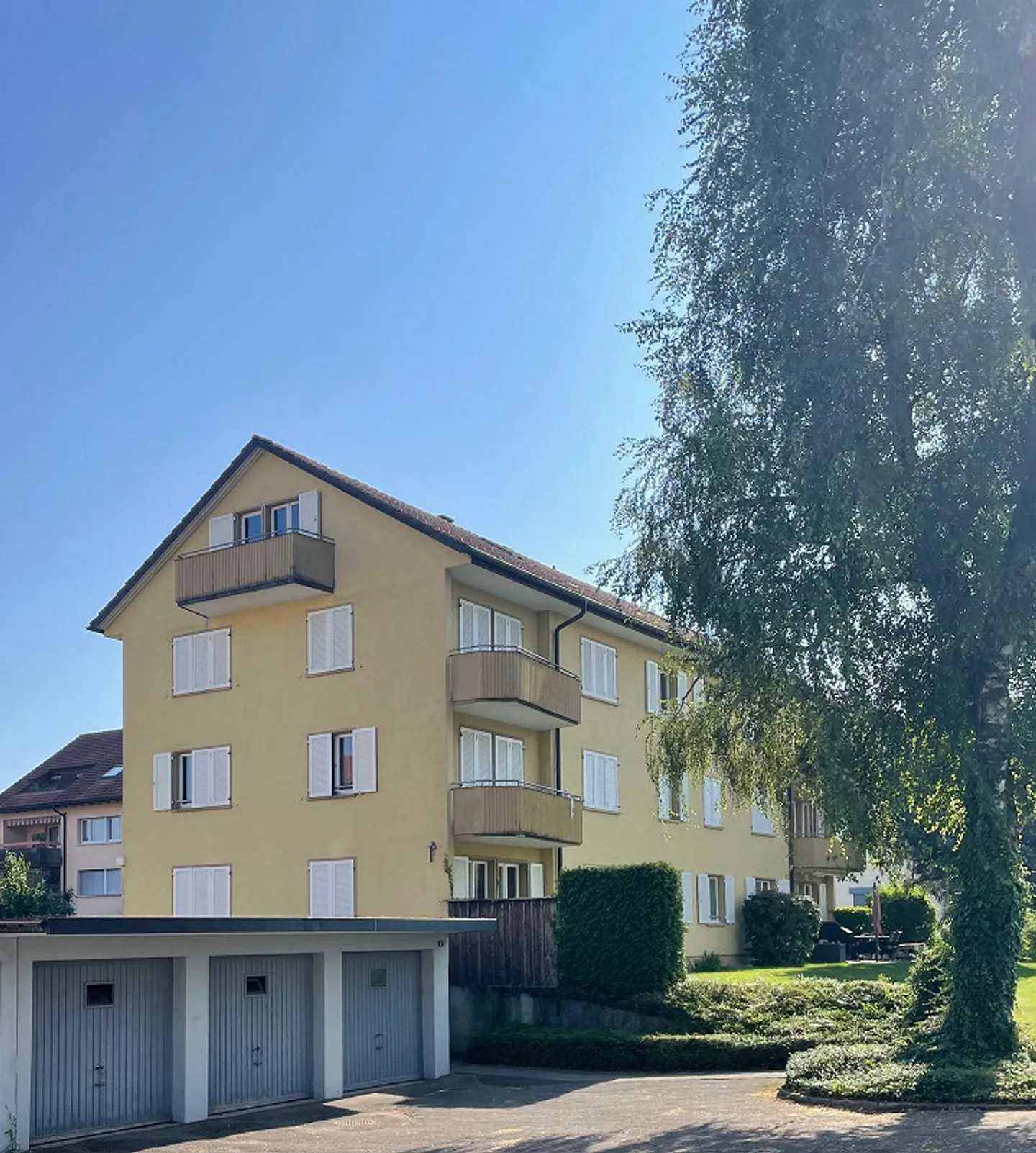Grand appartement de 5.5 pièces dans un endroit calme - Photo 12 sur 13