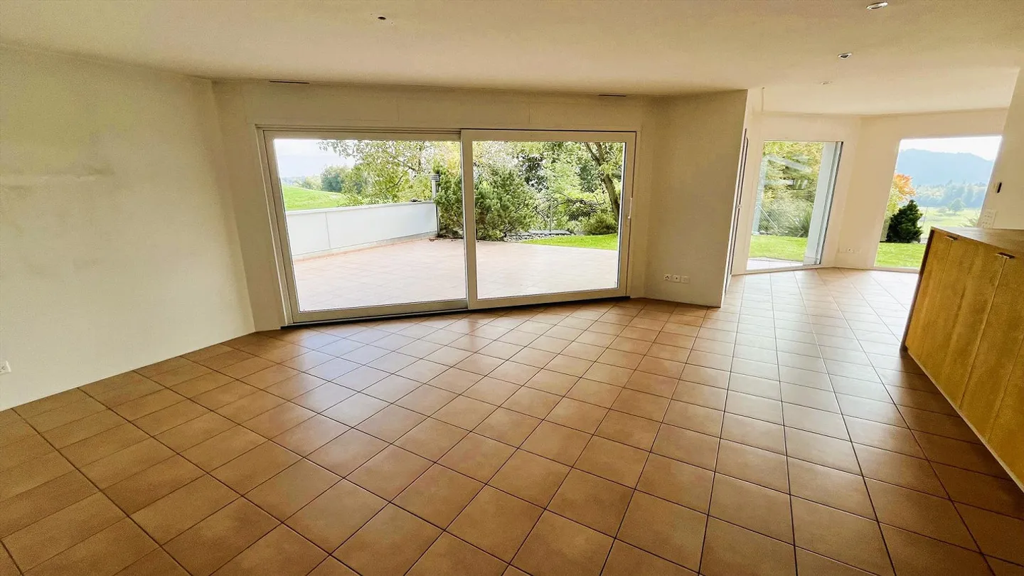 Exklusives 6.5-Zimmer-Haus mit Einliegerwohnung und Panoramaweitsicht - Foto 17 von 30