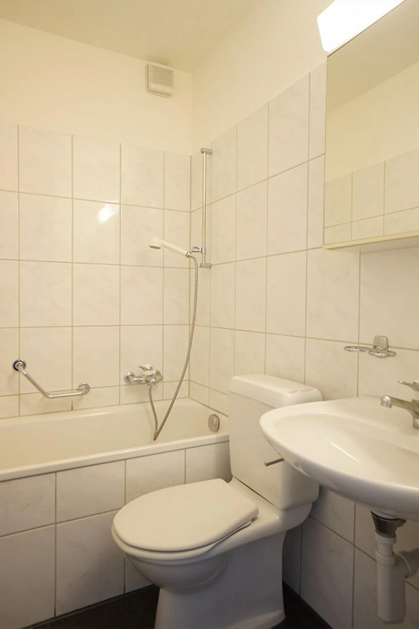 Altbauwohnung im Gundeli-Quartier - Foto 5 von 7