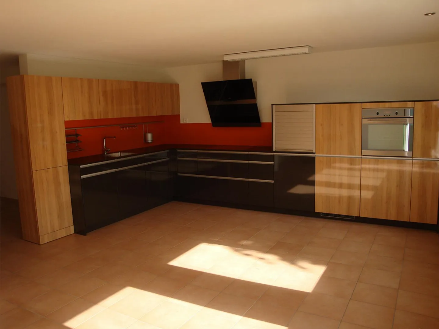Exklusives 6.5-Zimmer-Haus mit Einliegerwohnung und Panoramaweitsicht - Foto 26 von 30