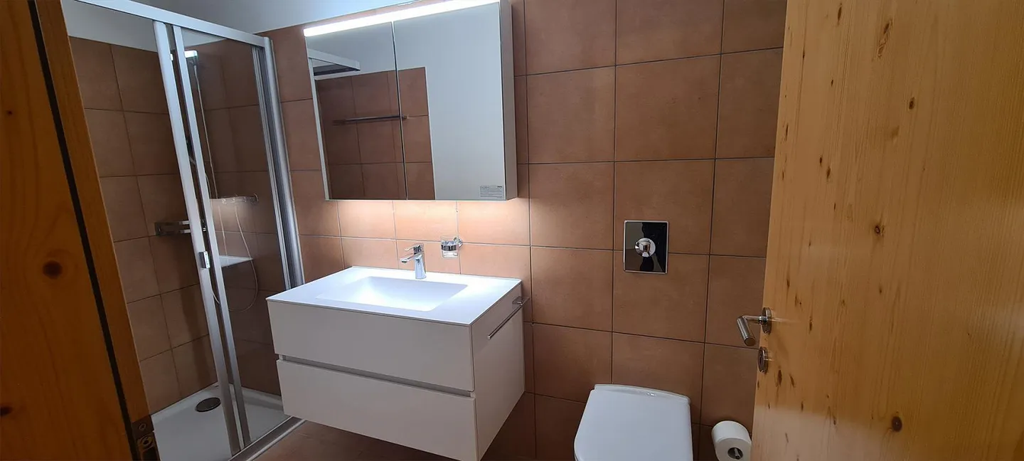 Exklusives 6.5-Zimmer-Haus mit Einliegerwohnung und Panoramaweitsicht - Foto 27 von 30