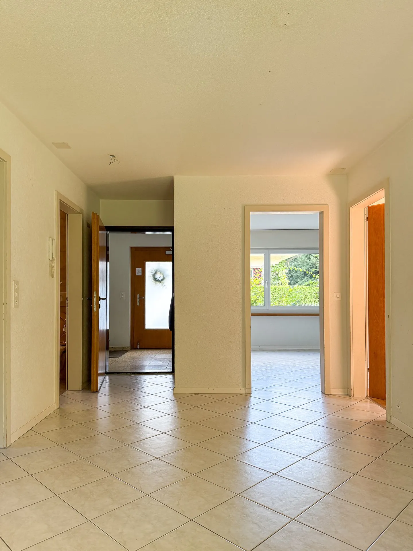 Large Garden Apartment in Elfenau, Bern - Photo 22 of 31