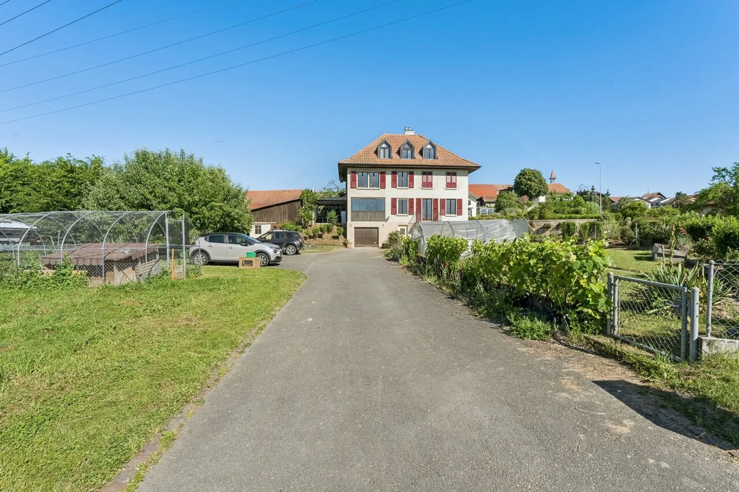 House to renovate with great potential - Photo 12 of 13