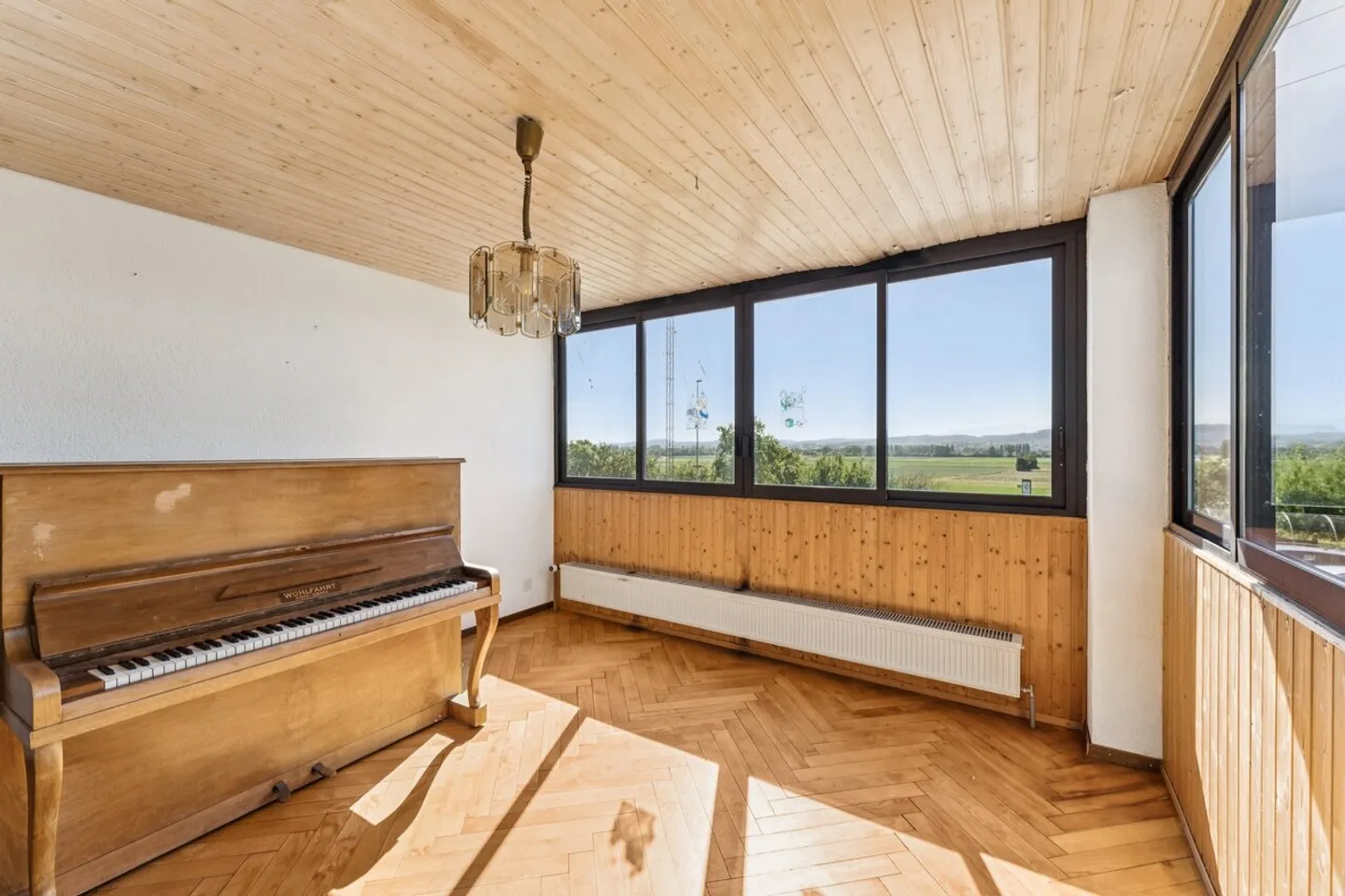 House to renovate with great potential - Photo 10 of 13