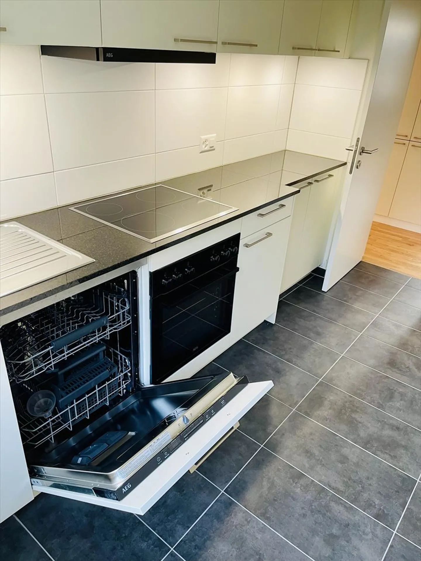 Obergeschoss 4 Zimmer - Foto 3 von 11