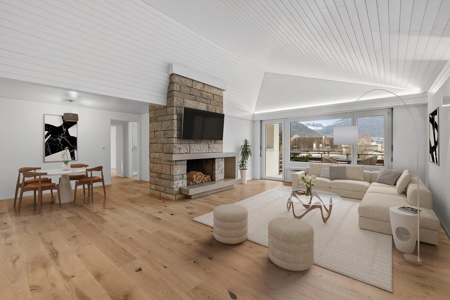 Renovated 4.5 attic apartment with stunning views 119m2 - Photo 1 of 27