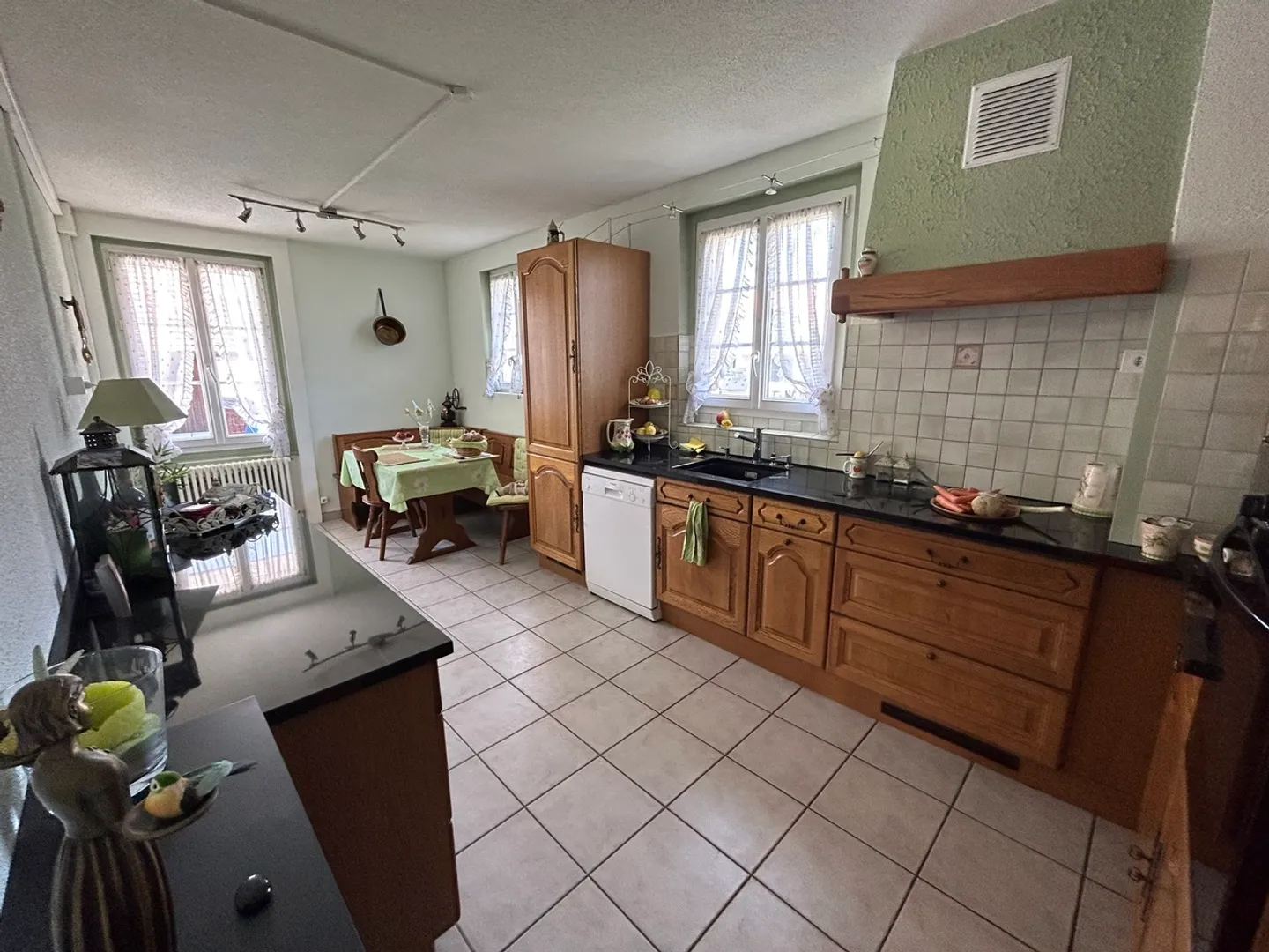 CORCELLES / PAYERNE Villa con studi Vicino a tutti i servizi - Foto 8 di 8