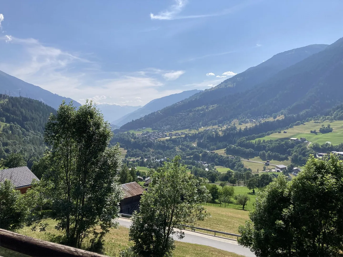 Grandiose Aussicht und viel Sonne - Foto 8 von 11