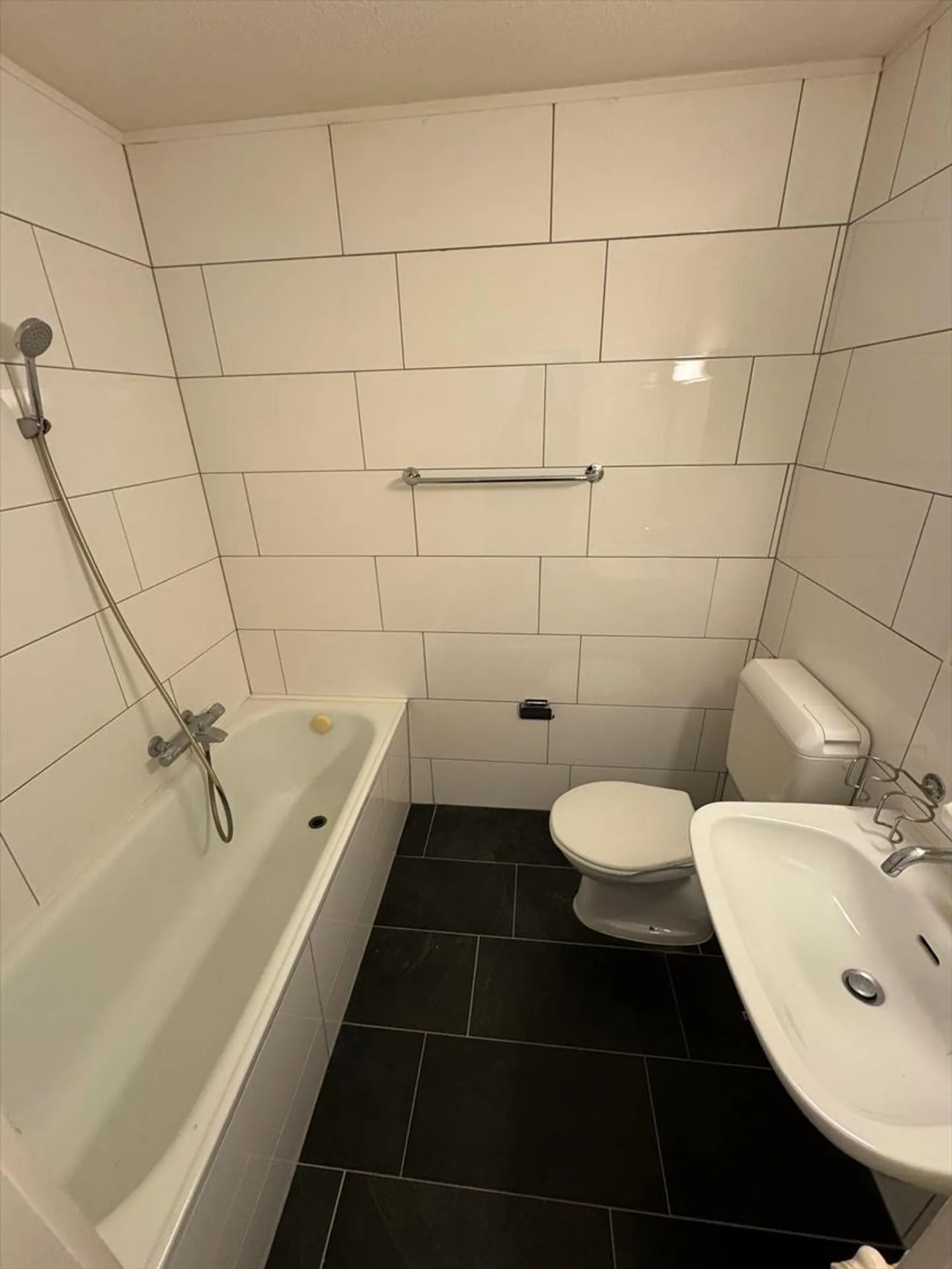 Zentral Wohnen in Dietikon! - Foto 3 von 8