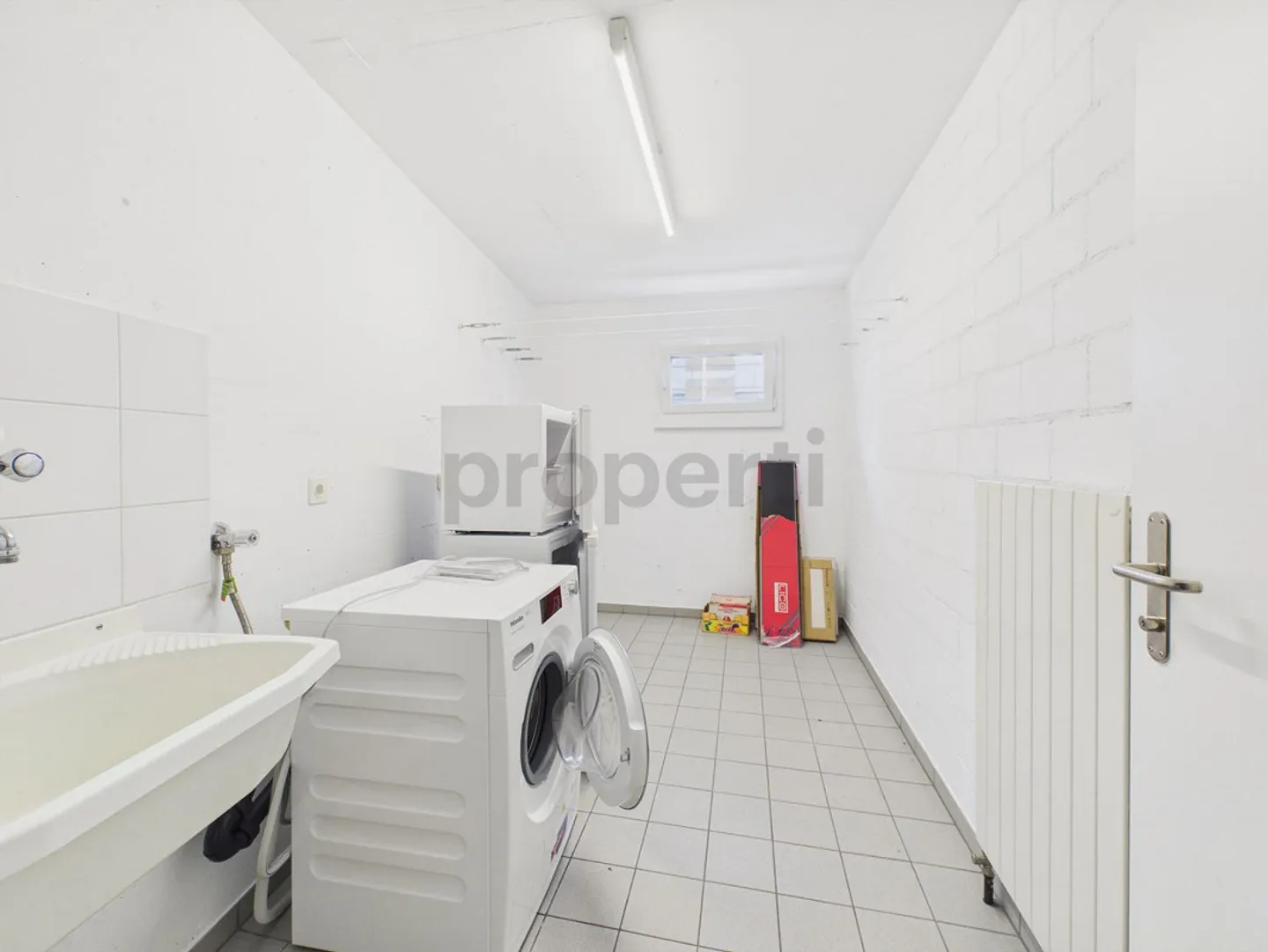 3.5 Rooms Renovated, a Stone's Throw from Locarno Center, also Secondary Home - Photo 13 of 15