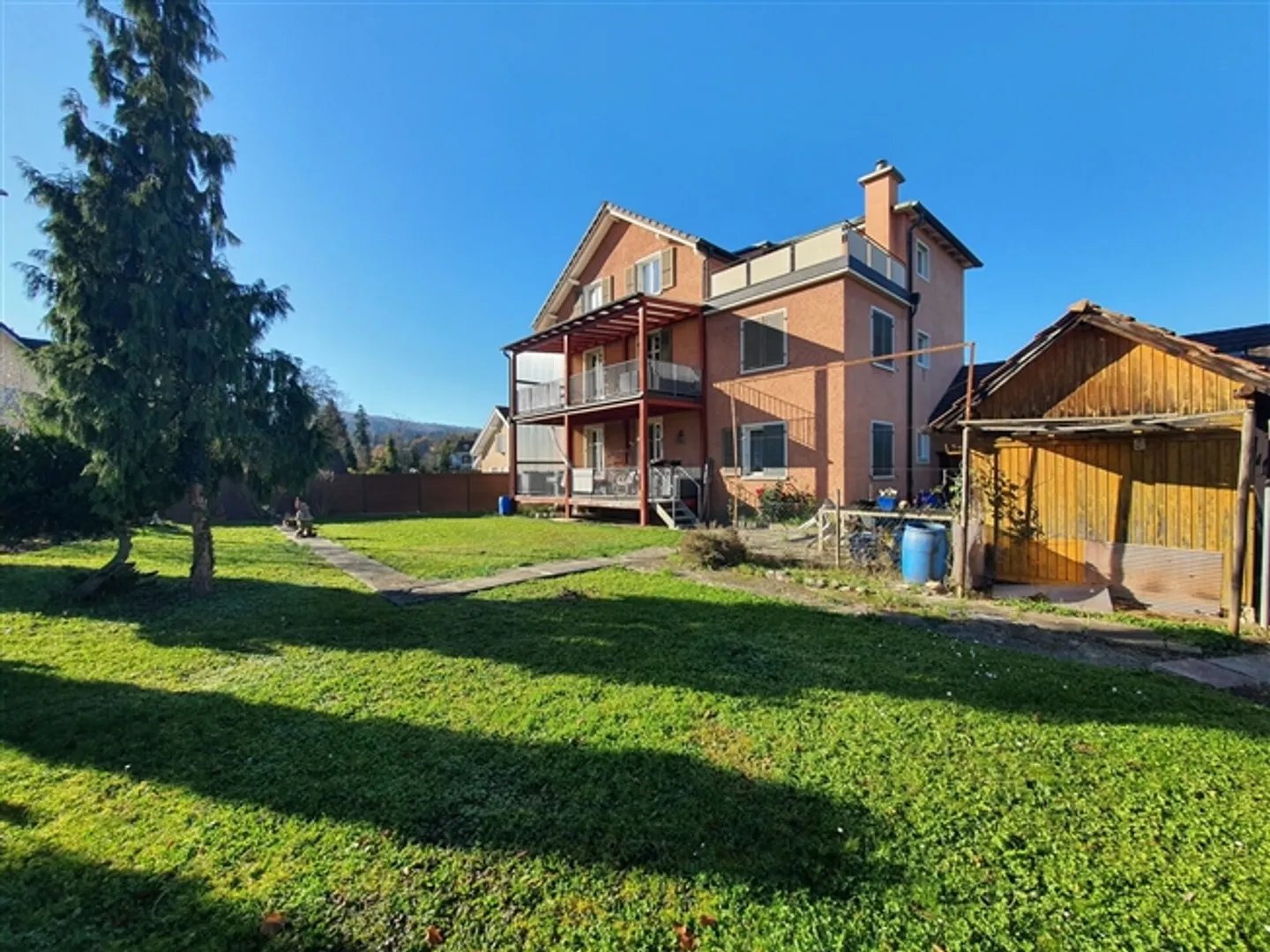 Mehrfamilienhaus kaufen - Foto 2 von 11