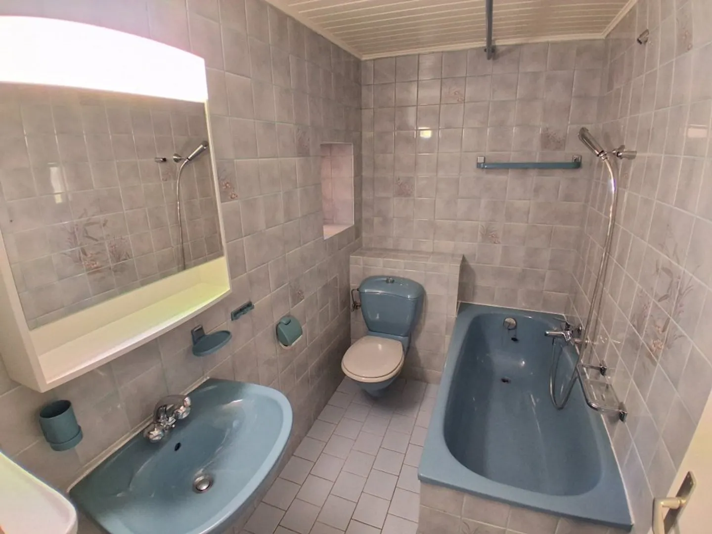 02316 - 3½ Room Apartment - Jonchères 39 - St-Imier - Photo 4 of 11