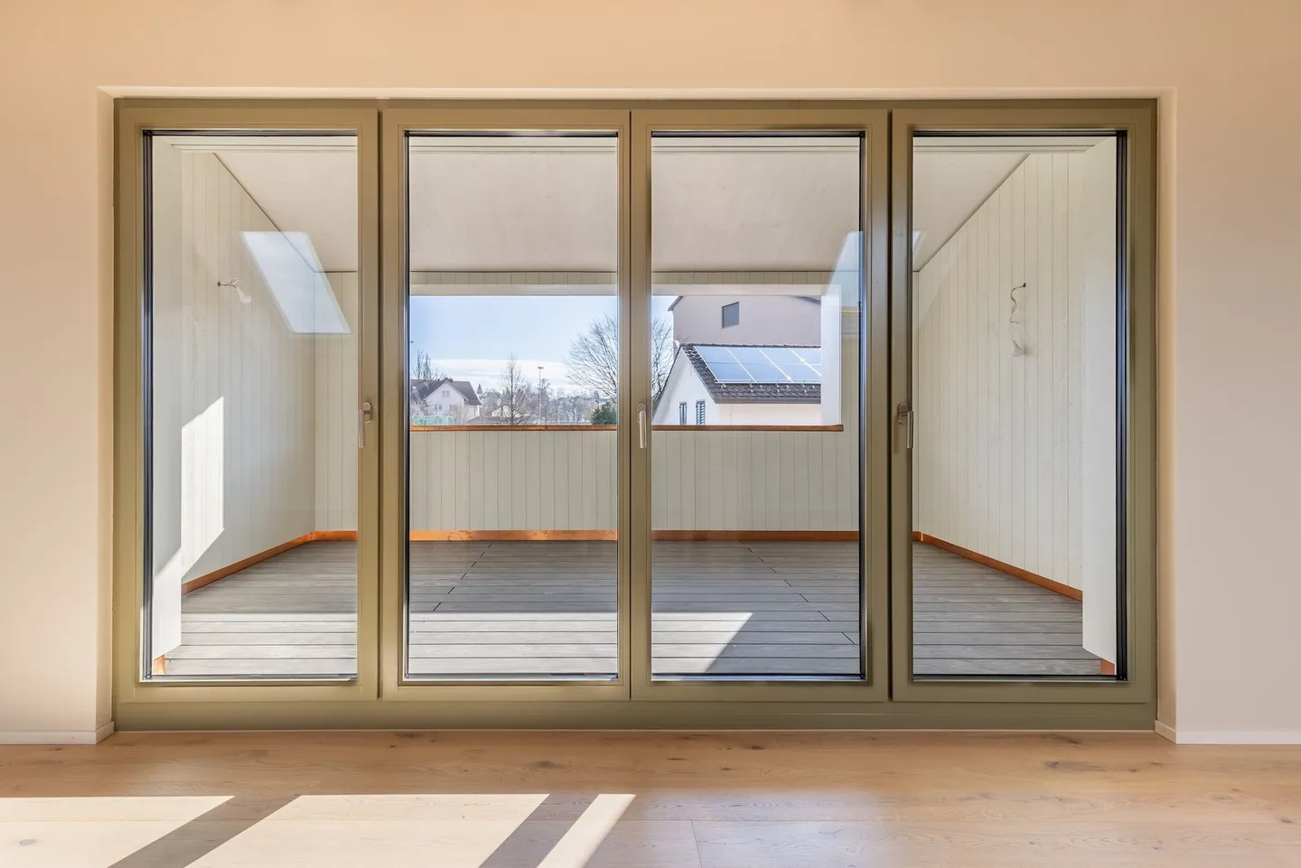 Ready to move in! Completely renovated 5.5 room single-family house in beautiful WEIHERHOF - Photo 14 of 25