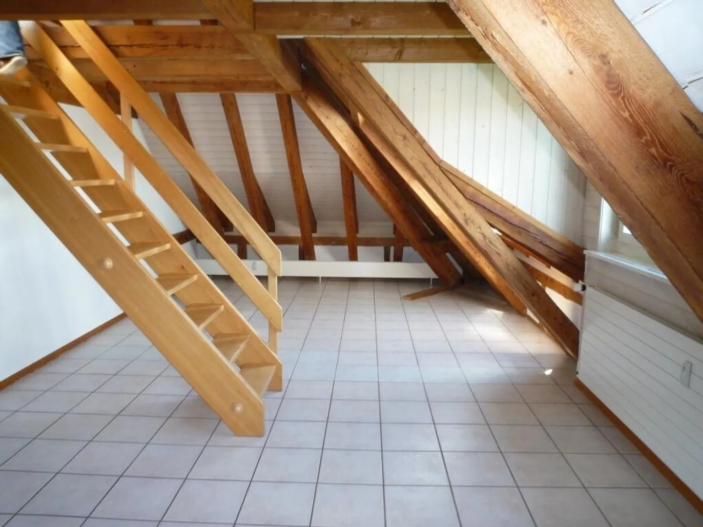 Superbe appartement en galerie avec beaucoup de bois et de charme (88 m2) - Photo 2 sur 4