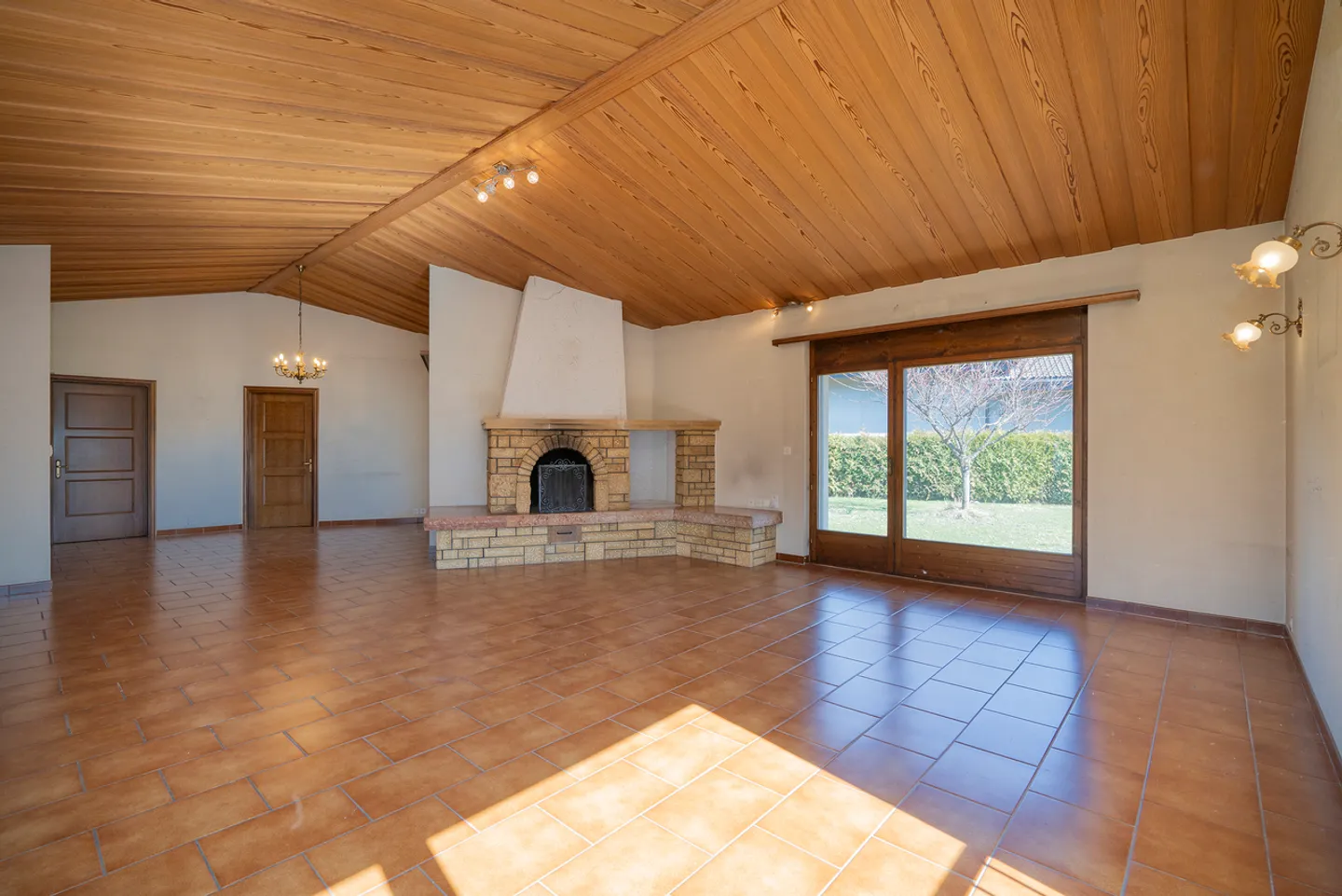 Comfort, fascino e potenziale in una villa eccezionale - Foto 5 di 13