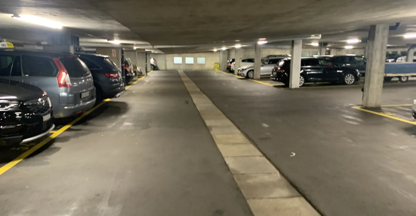 Parking spaces for rent - Photo 2 of 2