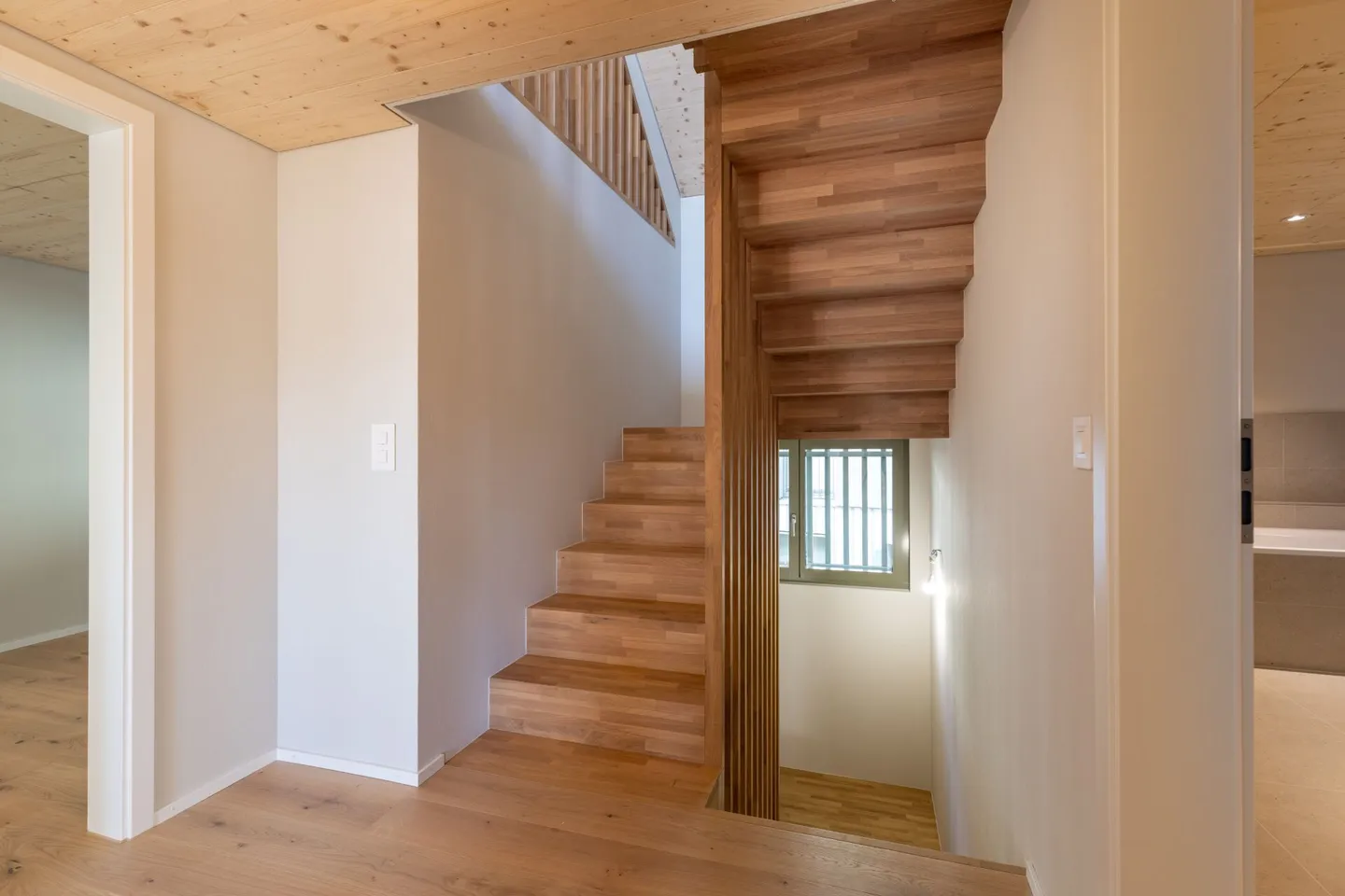 Ready to move in! Completely renovated 5.5 room single-family house in beautiful WEIHERHOF - Photo 17 of 25