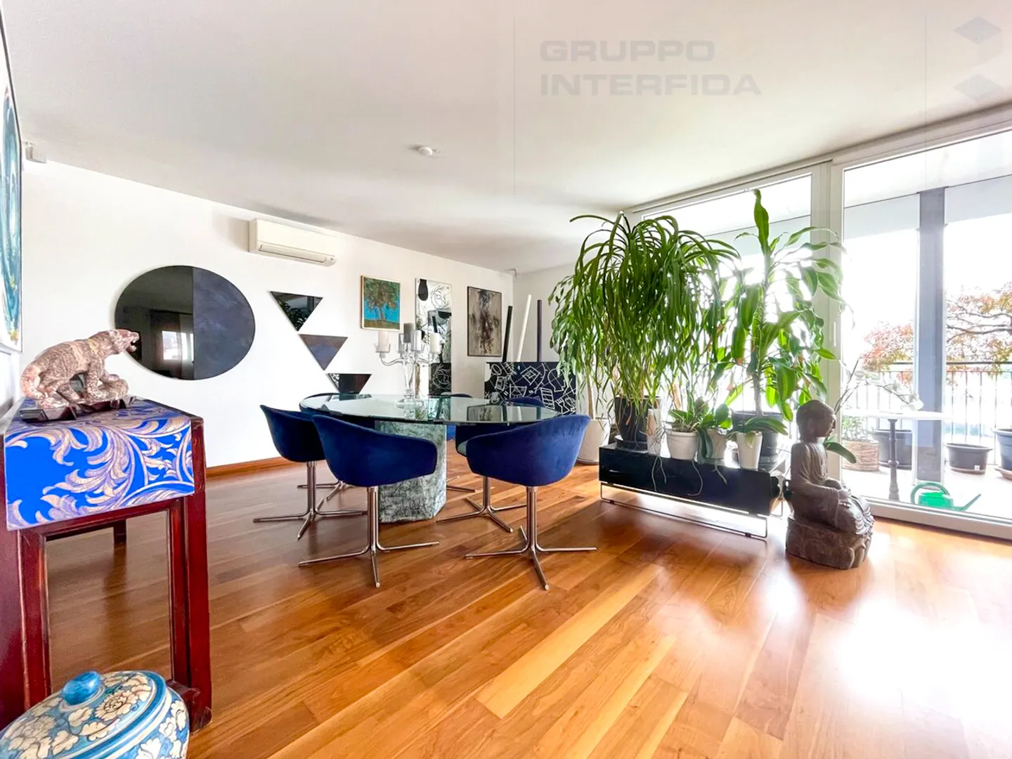 MODERN PENTHOUSE OF LARGE SIZE - Photo 1 of 12