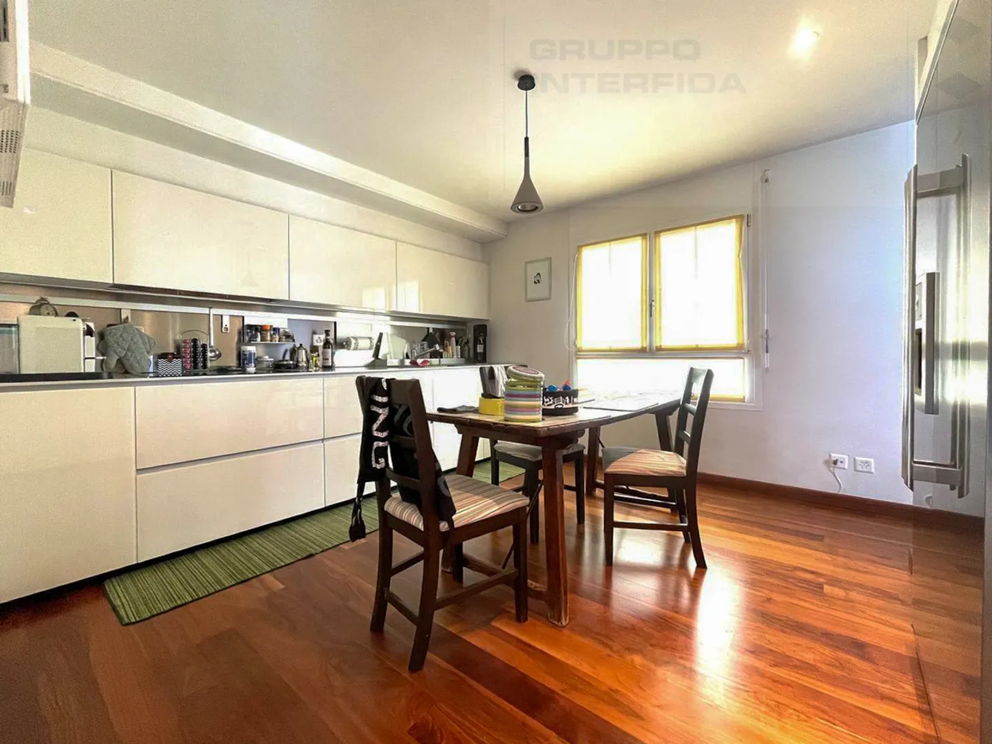 MODERN PENTHOUSE OF LARGE SIZE - Photo 3 of 12