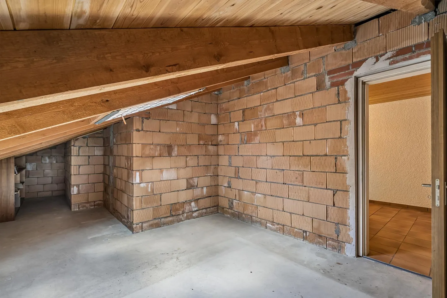 Spacieuse maison individuelle de 6 pièces à Mollis - Photo 14 sur 20