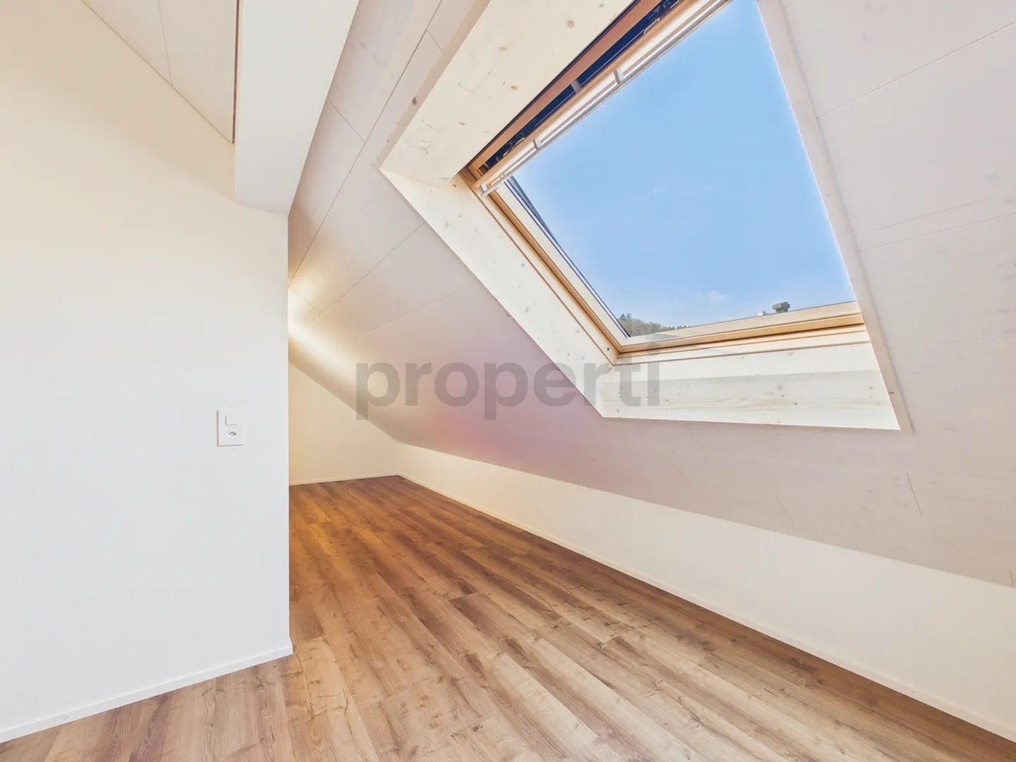 Attique à louer - Photo 6 sur 11