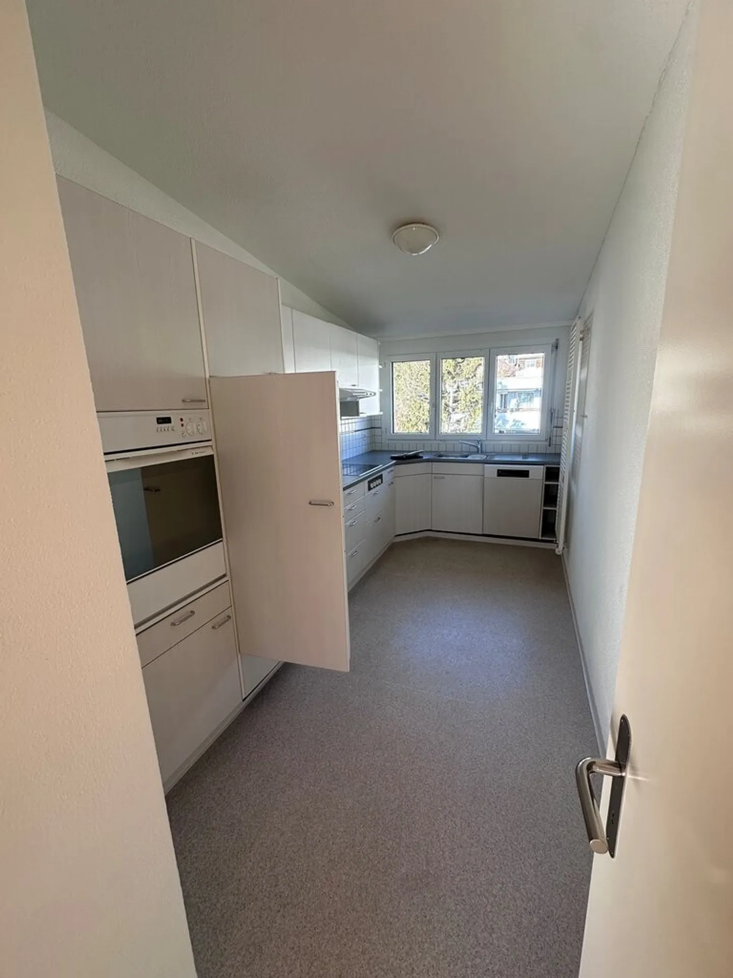 Start into your own happiness - Photo 6 of 10