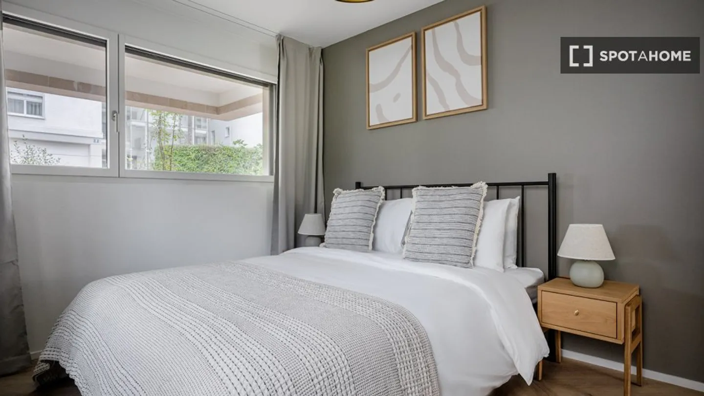 Découvrez, visitez et louez votre nouveau chez-vous en ligne en toute confiance. - Photo 15 sur 18