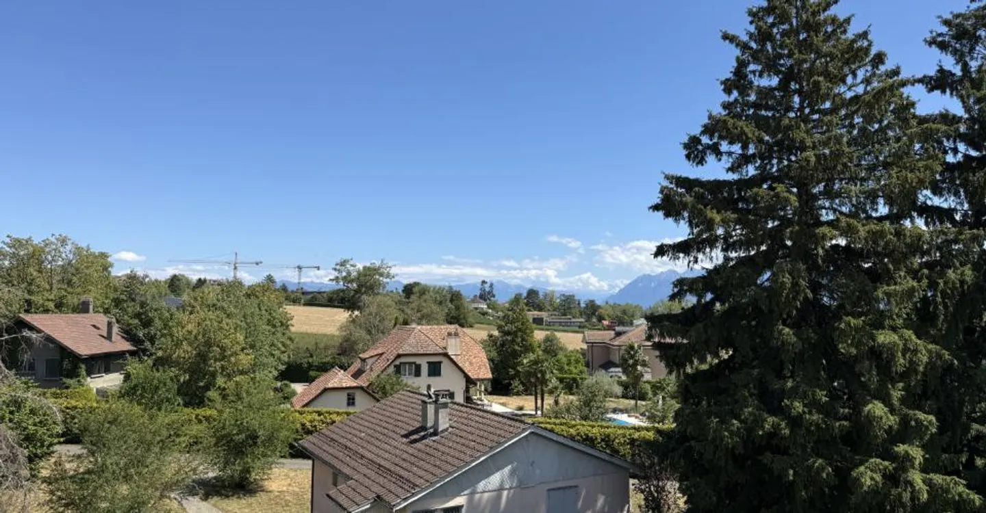 Préverenges 3.5 Zimmer nur wenige Schritte vom See entfernt - Foto 3 von 16