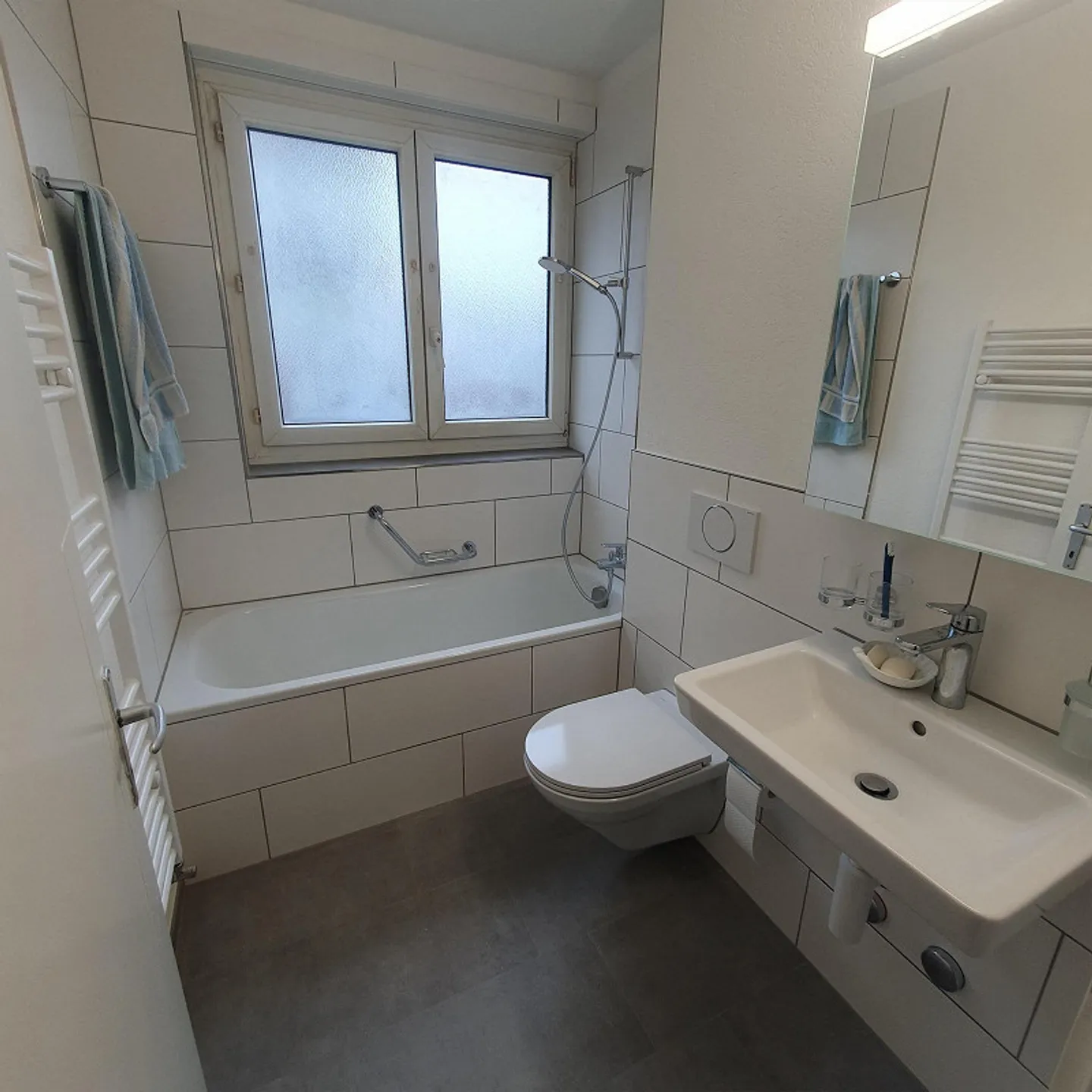 Appartamento appena ristrutturato in una tranquilla strada di quartiere! - Foto 6 di 7