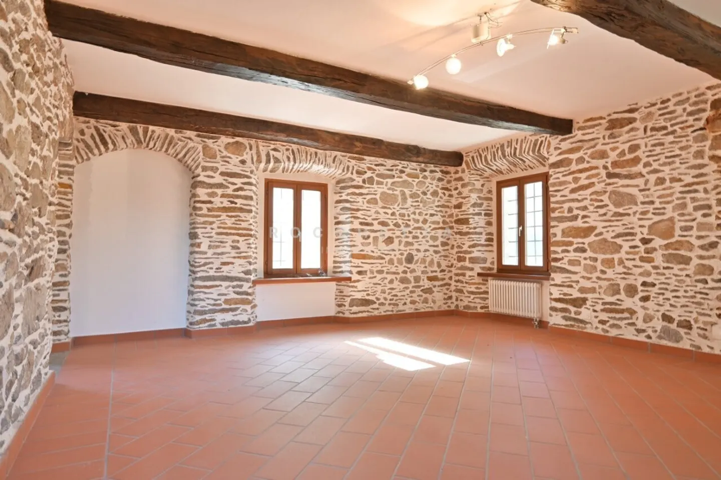 Affascinante casa ticinese con vista - Foto 6 di 15