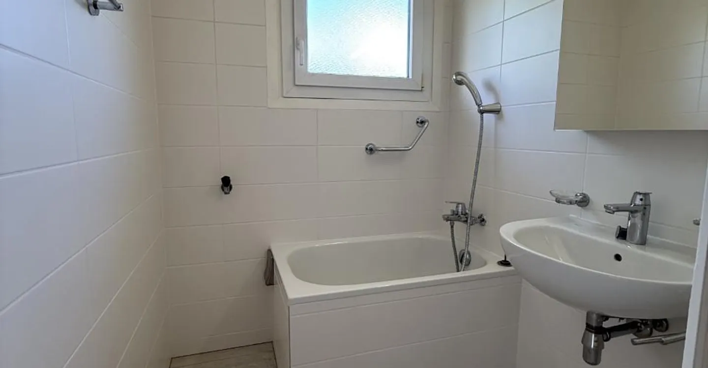 Préverenges 3.5 Zimmer nur wenige Schritte vom See entfernt - Foto 14 von 16