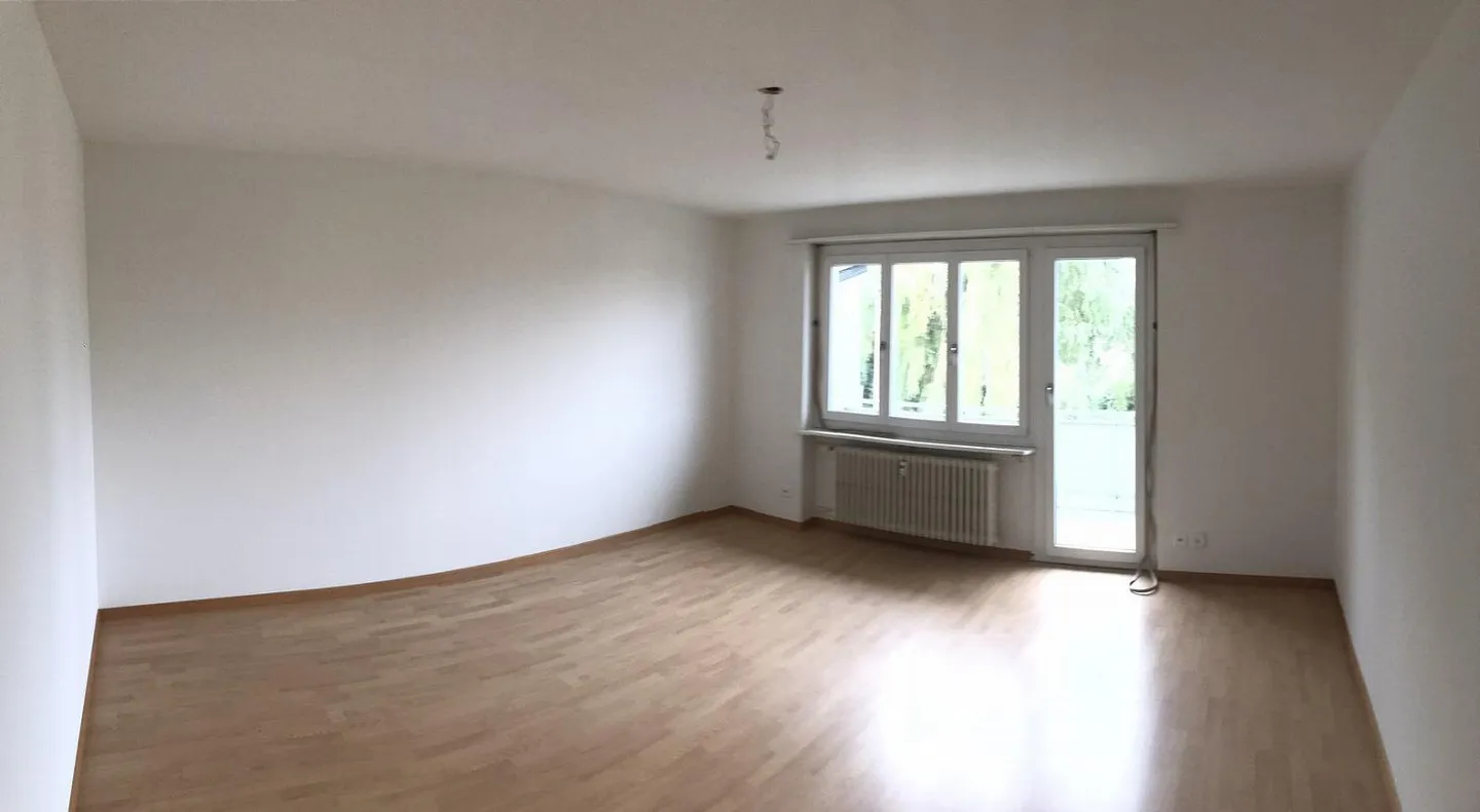 Grosszügige und sonnige 3.5-Zimmerwohnung gegenüber Coop Bäregg - Foto 1 von 19