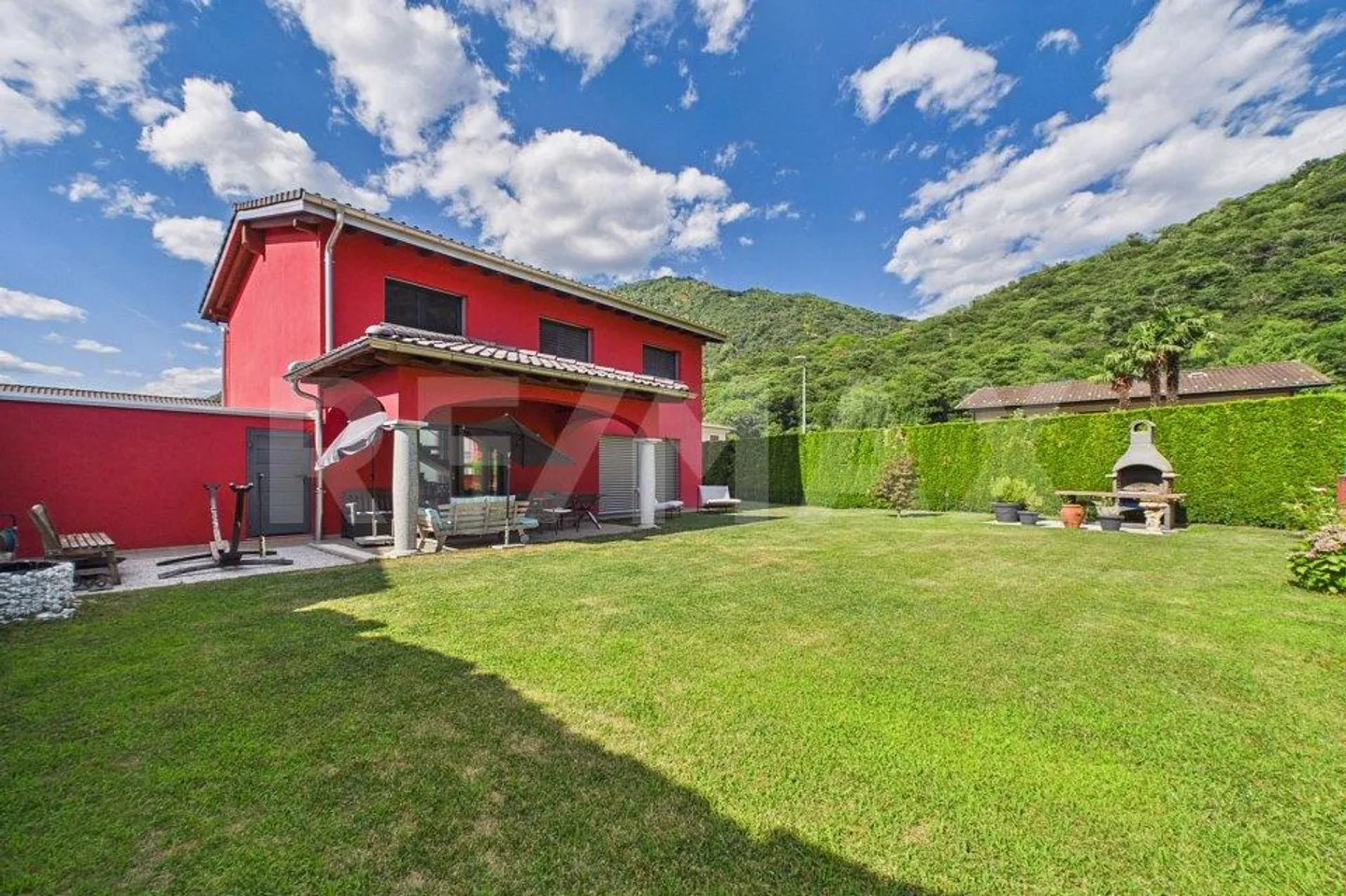 Confort, espace et qualité élégante villa indépendante avec jardin à Camignolo - Photo 1 sur 13
