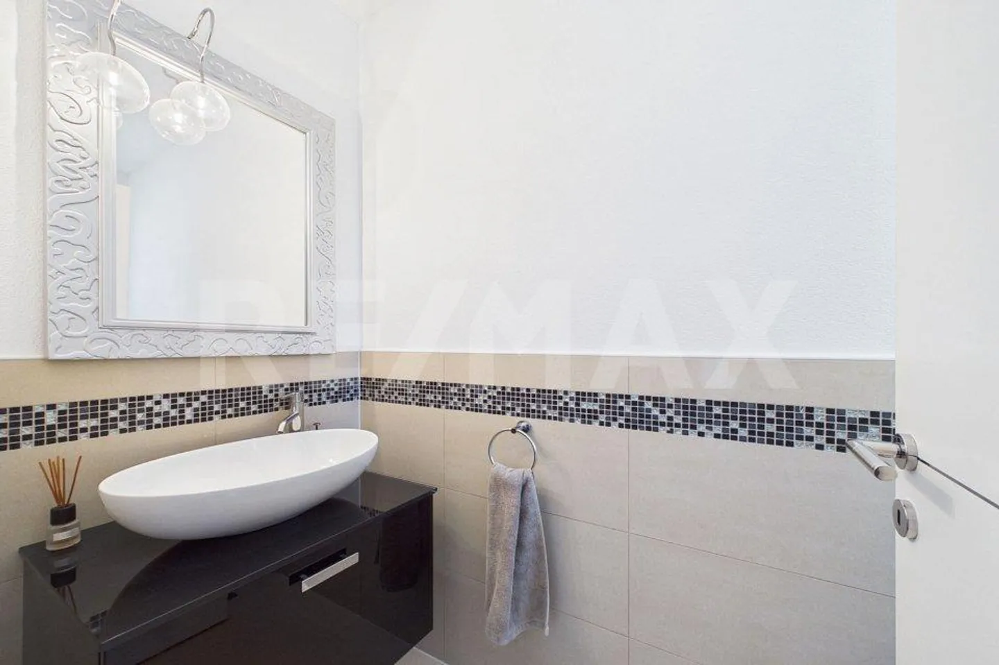 Confort, espace et qualité élégante villa indépendante avec jardin à Camignolo - Photo 13 sur 13