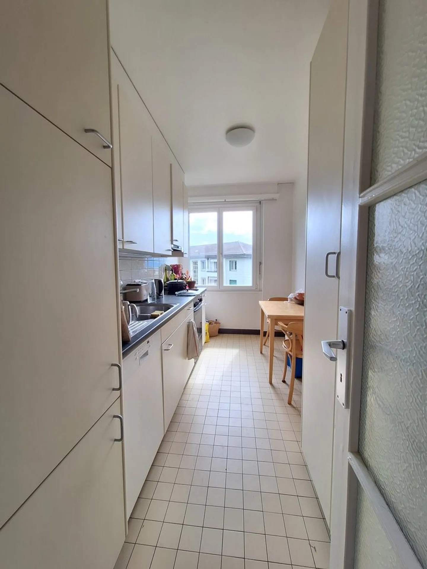 Bel appartement 2 pièces près du centre-ville - Photo 4 sur 7