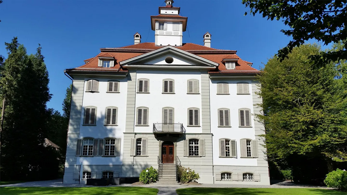 MOORE STEPHENS LUZERN AG - UFFICIO DEL CENTRO AZIENDALE - Foto 1 di 1