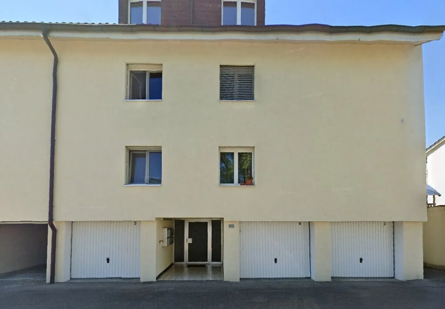 Einzelgarage zur Miete in Fraubrunnen - Foto 2 von 2