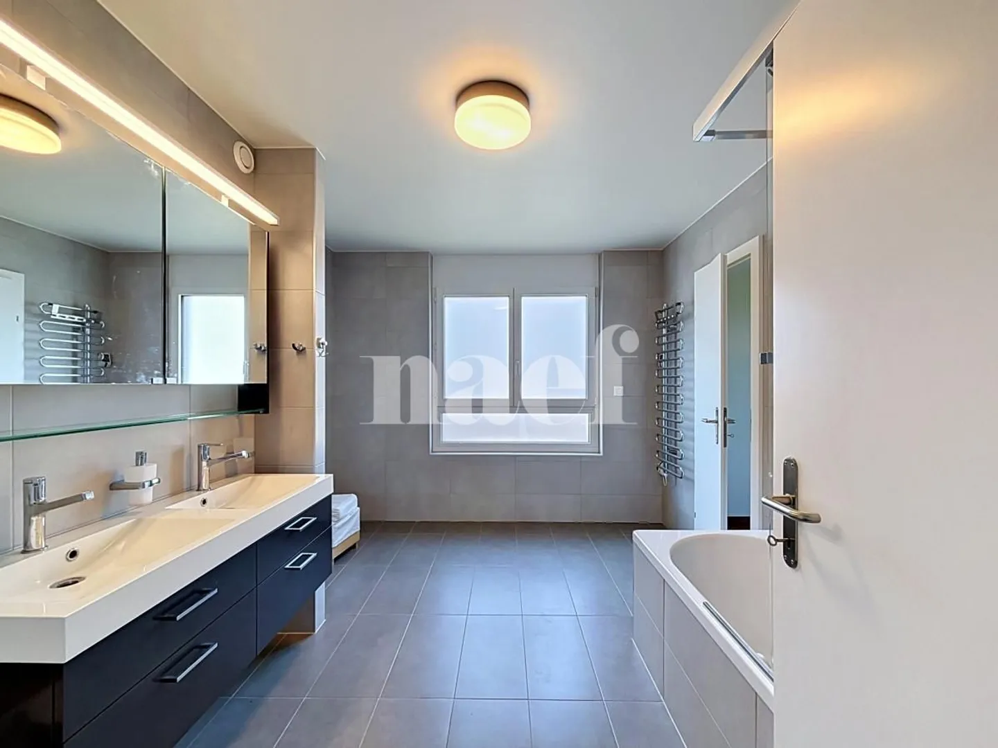 Appartement sublime avec terrasse - Photo 10 sur 13