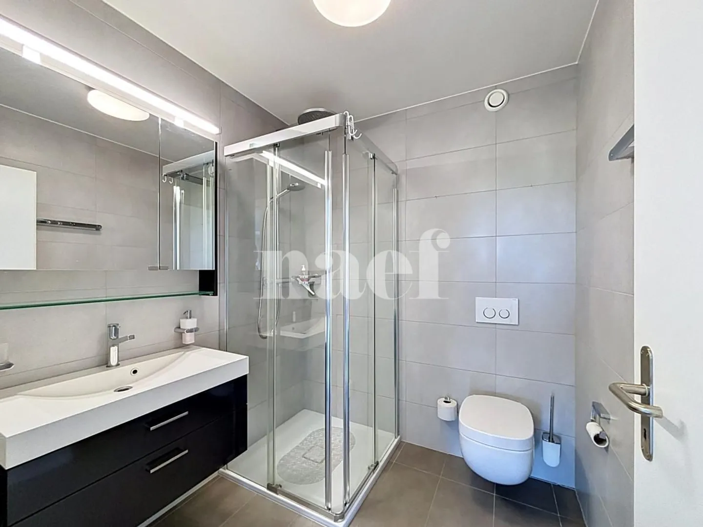 Appartement sublime avec terrasse - Photo 11 sur 13