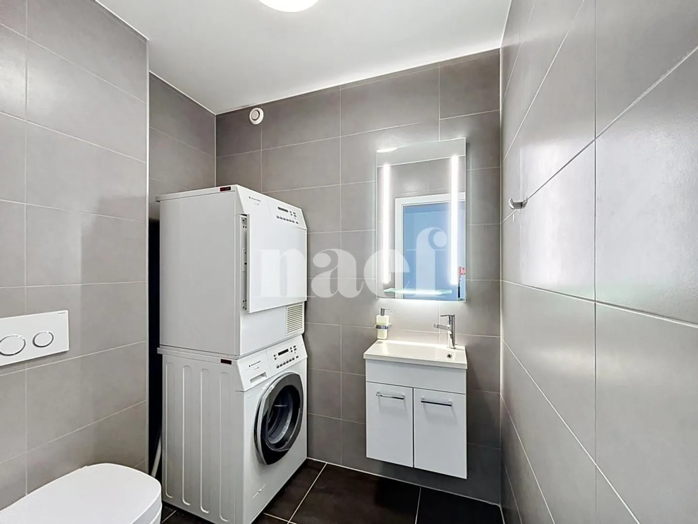 Appartement sublime avec terrasse - Photo 12 sur 13