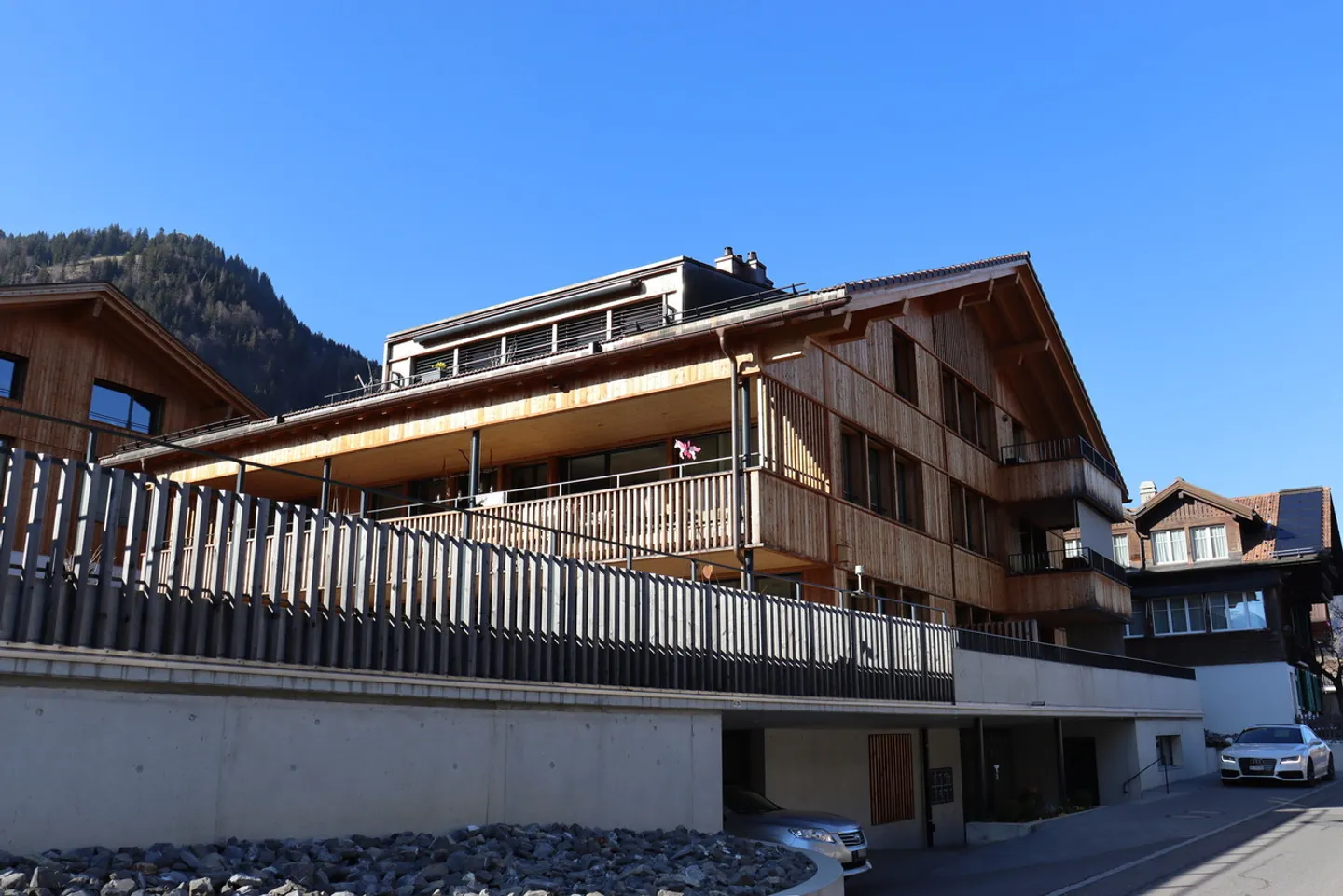 Appartement exclusif de 3,5 pièces incluant 2 places de parking - Photo 1 sur 12