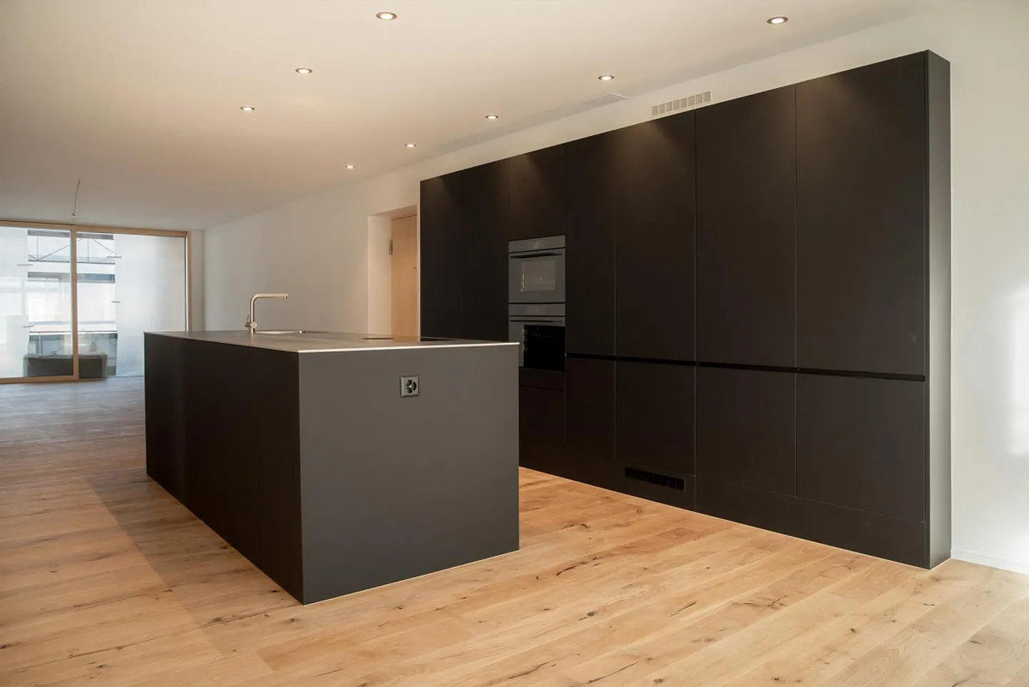 Geräumige Wohnung in Zizers - Foto 1 von 16