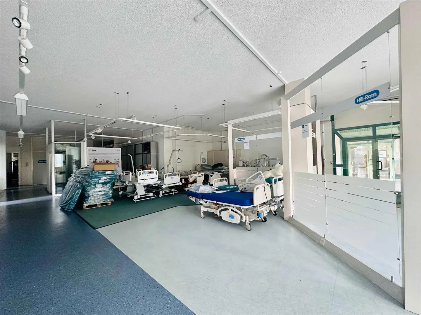 INDUSTRIA, UFFICI - 930 m2 - Bussigny-près-Lausanne - Foto 5 di 5