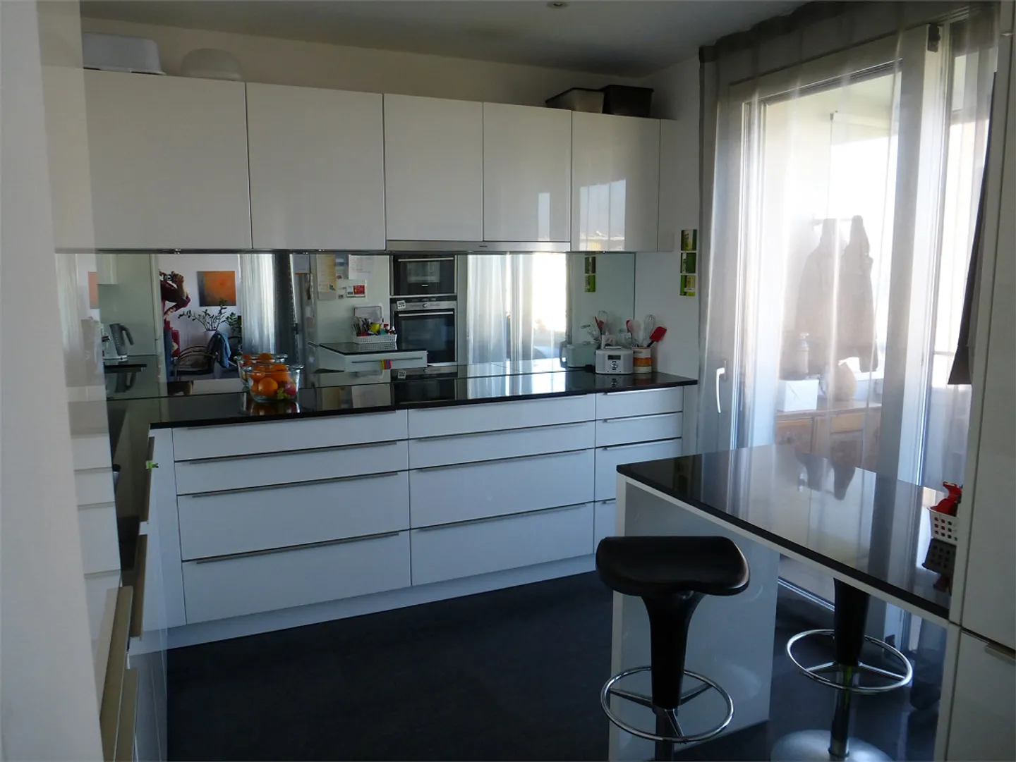 Exclusive 5 1/2 Room Apartment in the Tax Paradise - Photo 3 of 7