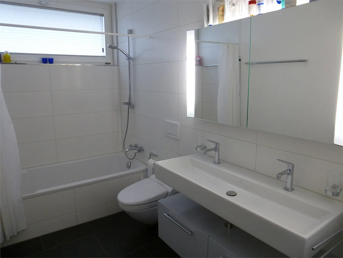 Exclusive 5 1/2 Room Apartment in the Tax Paradise - Photo 4 of 7