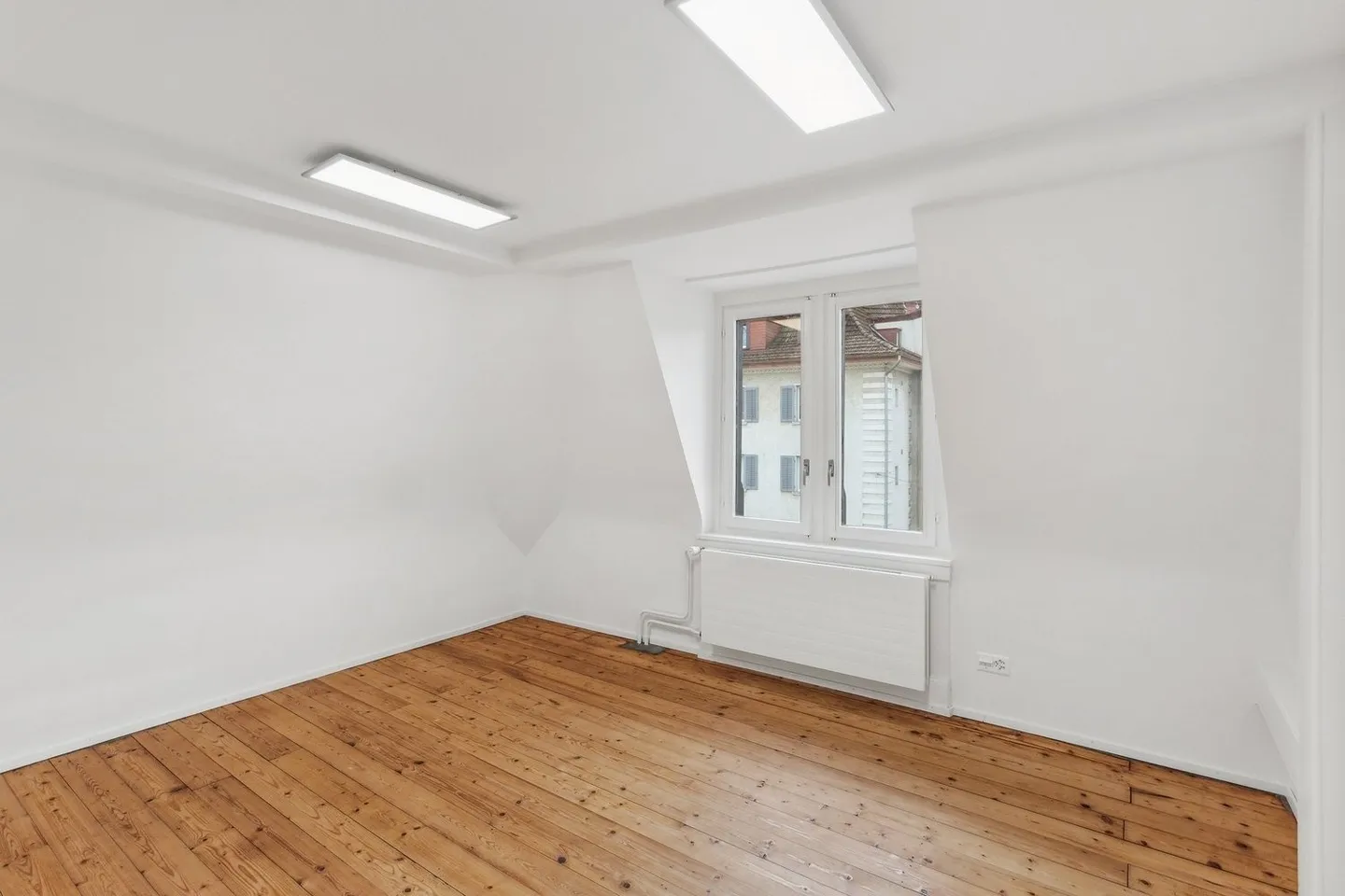 Prima locazione - Fascino storico, uffici moderni - FRA 25 a Zurigo Oerlikon - Foto 4 di 8