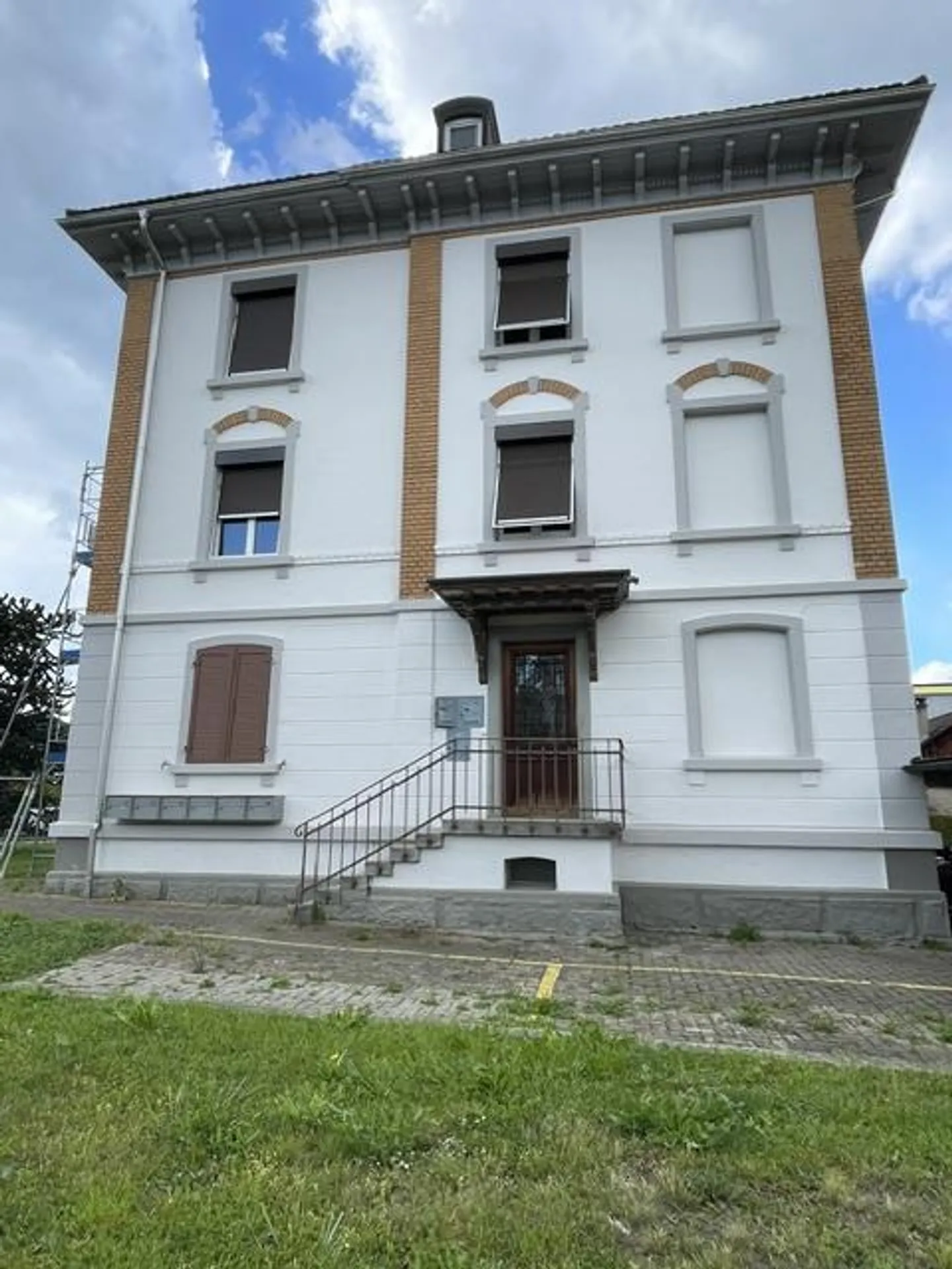 Appartamento 5,5 locali, luminoso, centrale e affascinante - Foto 1 di 27